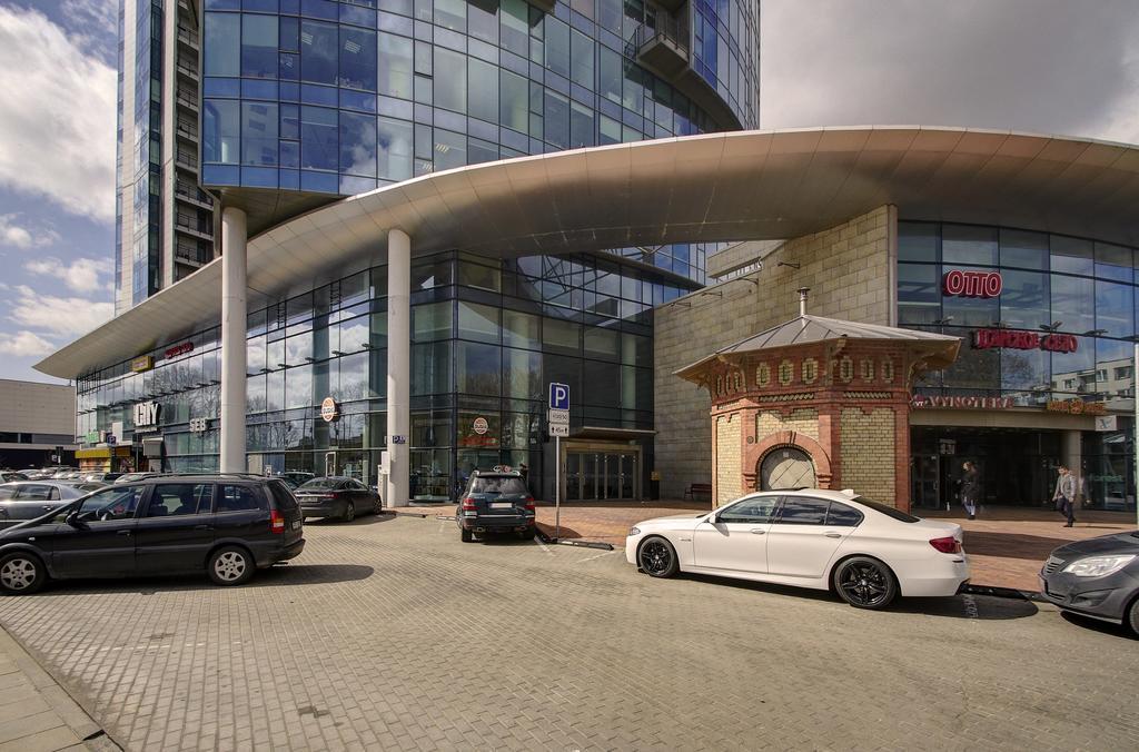 Helios 19 Luxury Vilnius Apartment Екстер'єр фото