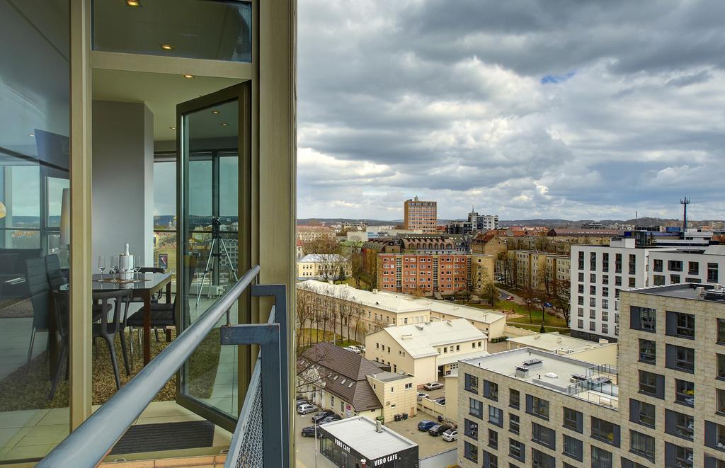Helios 19 Luxury Vilnius Apartment Екстер'єр фото