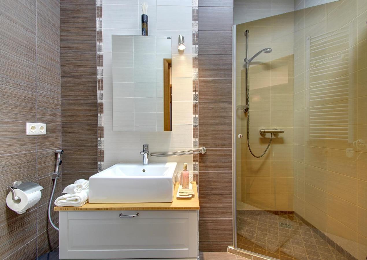 Helios 19 Luxury Vilnius Apartment Екстер'єр фото